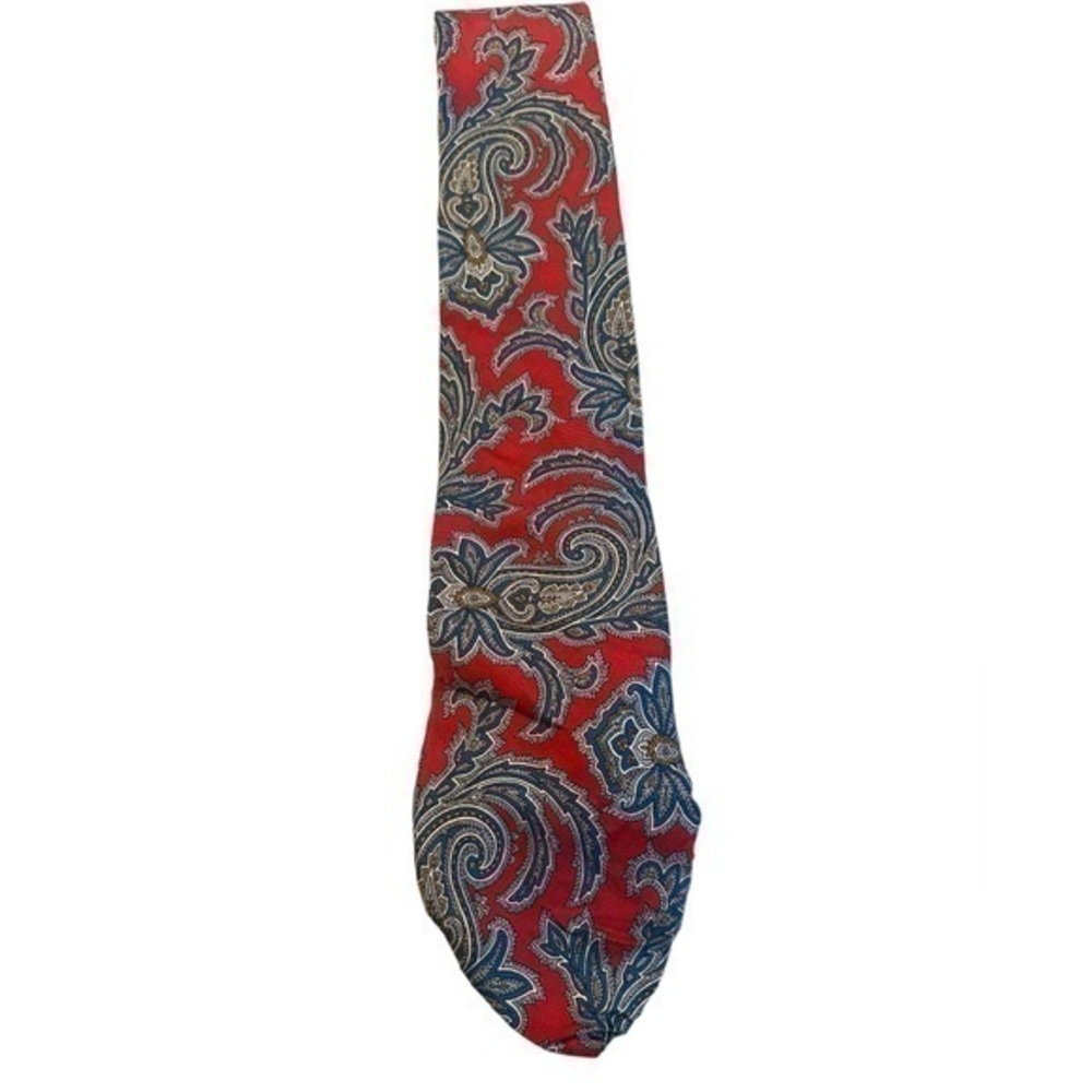 Sheaf & Caber Silk Tie - Red and Blue Paisley